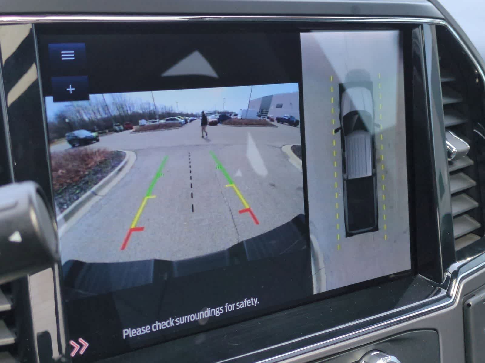 Thumbnail: 2022 Ford Econoline - 30