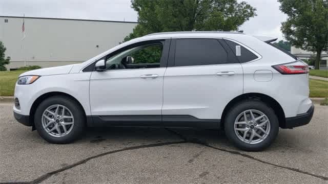 2024 Ford Edge SEL 5