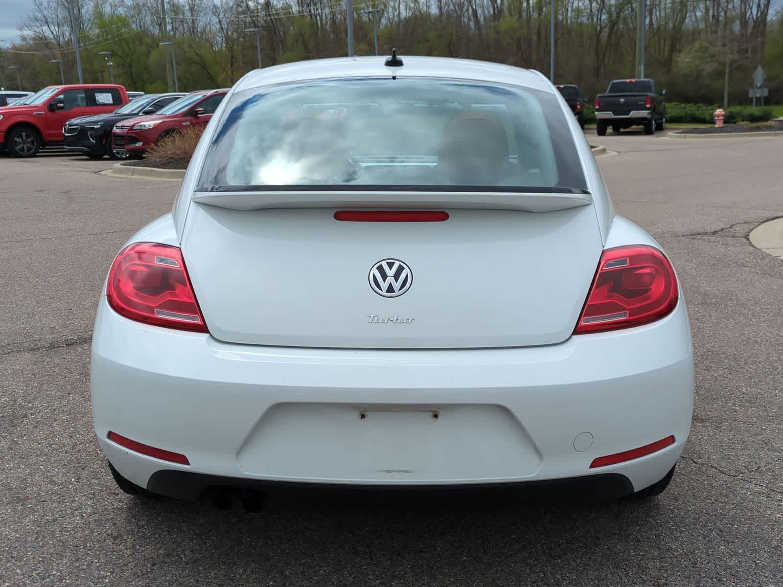 Thumbnail: 2016 Volkswagen Beetle - 7