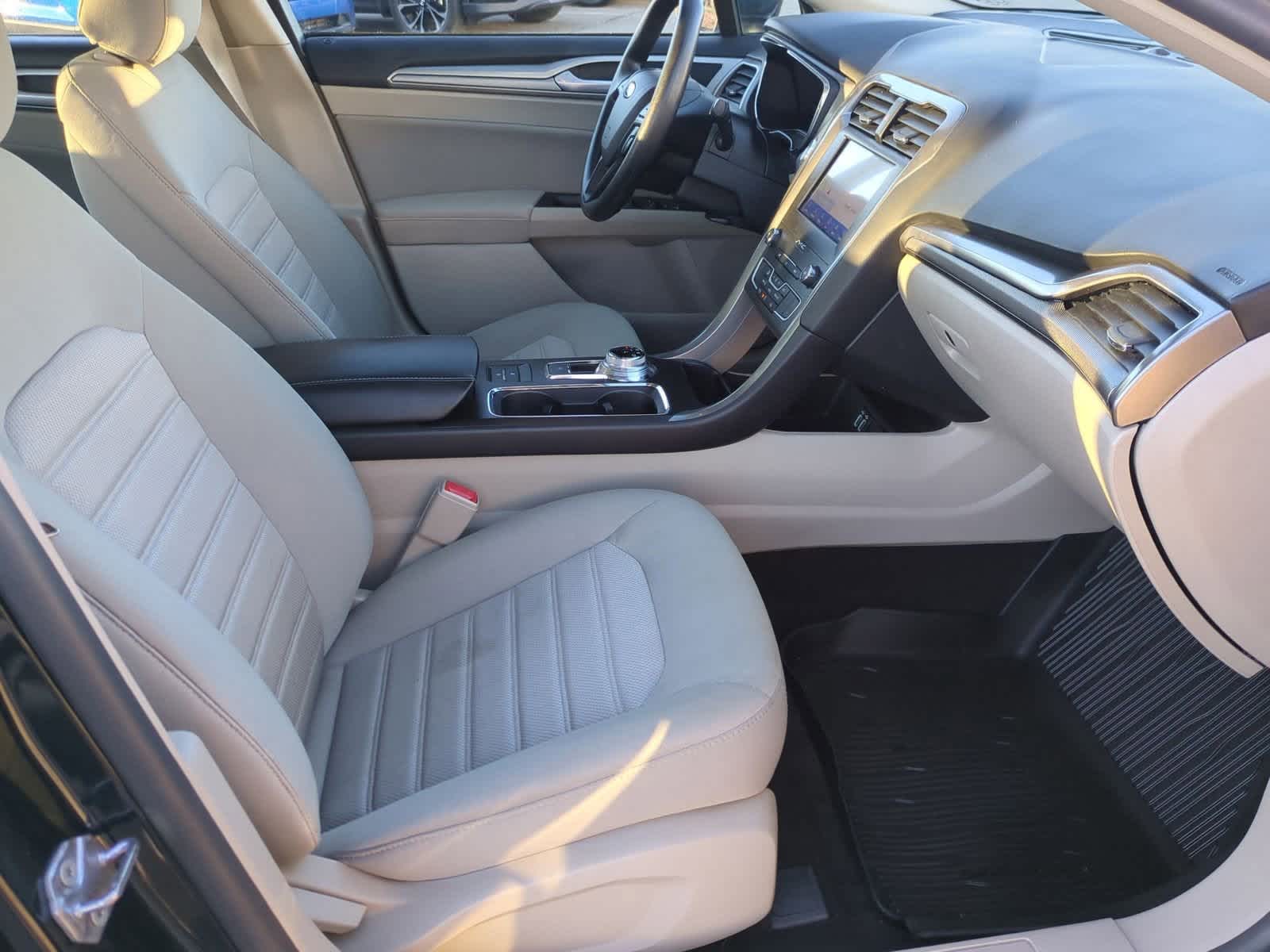 Thumbnail: 2020 Ford Fusion - 23