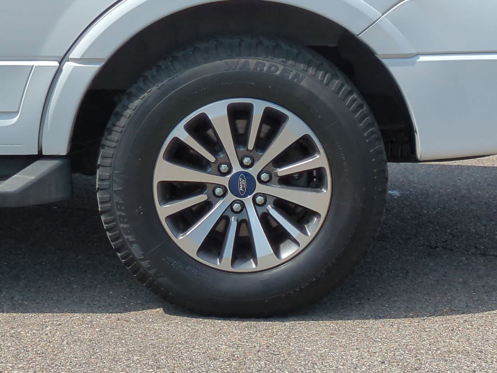 Thumbnail: 2017 Ford Expedition - 14