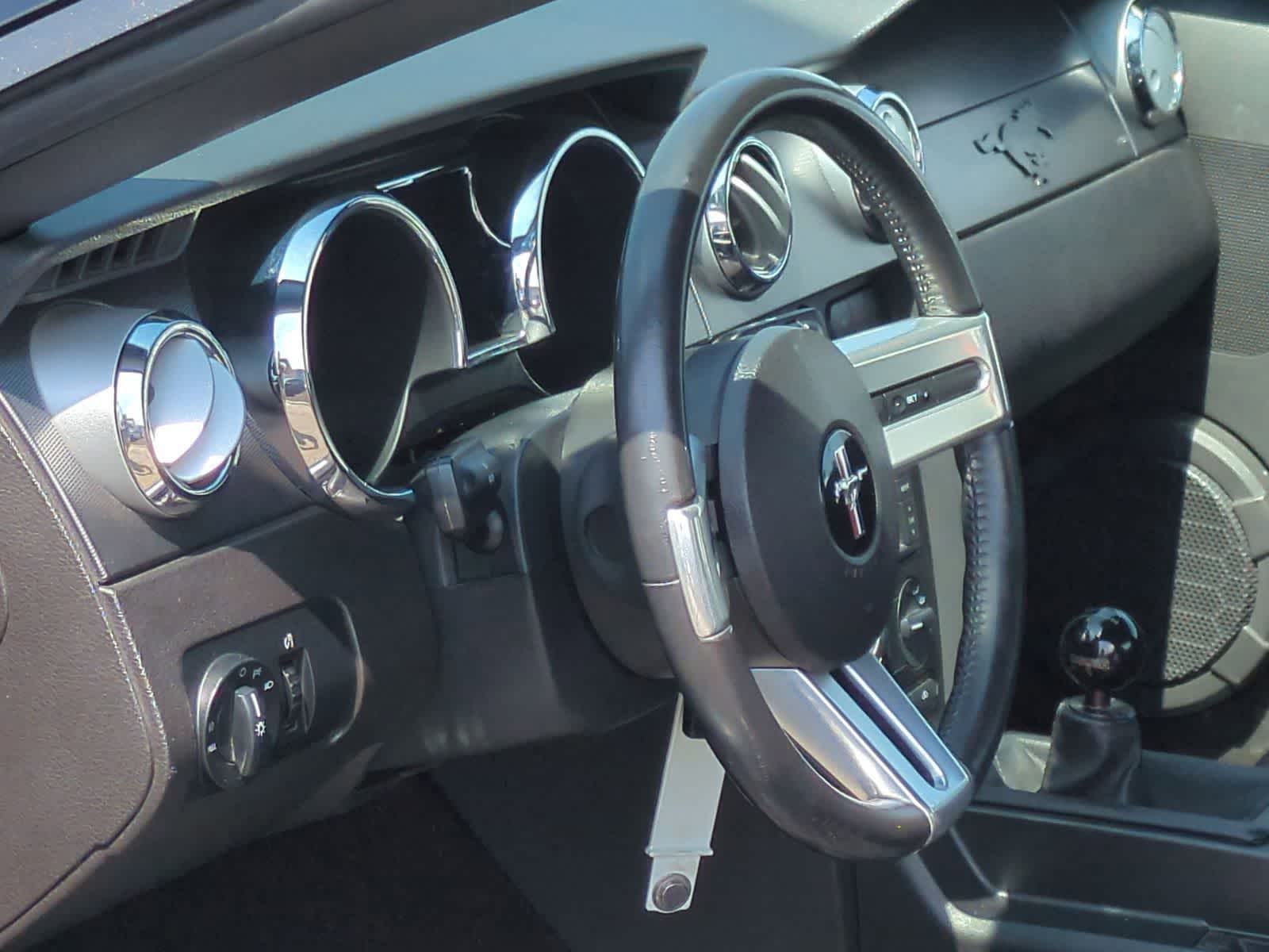 Thumbnail: 2008 Ford Mustang - 10