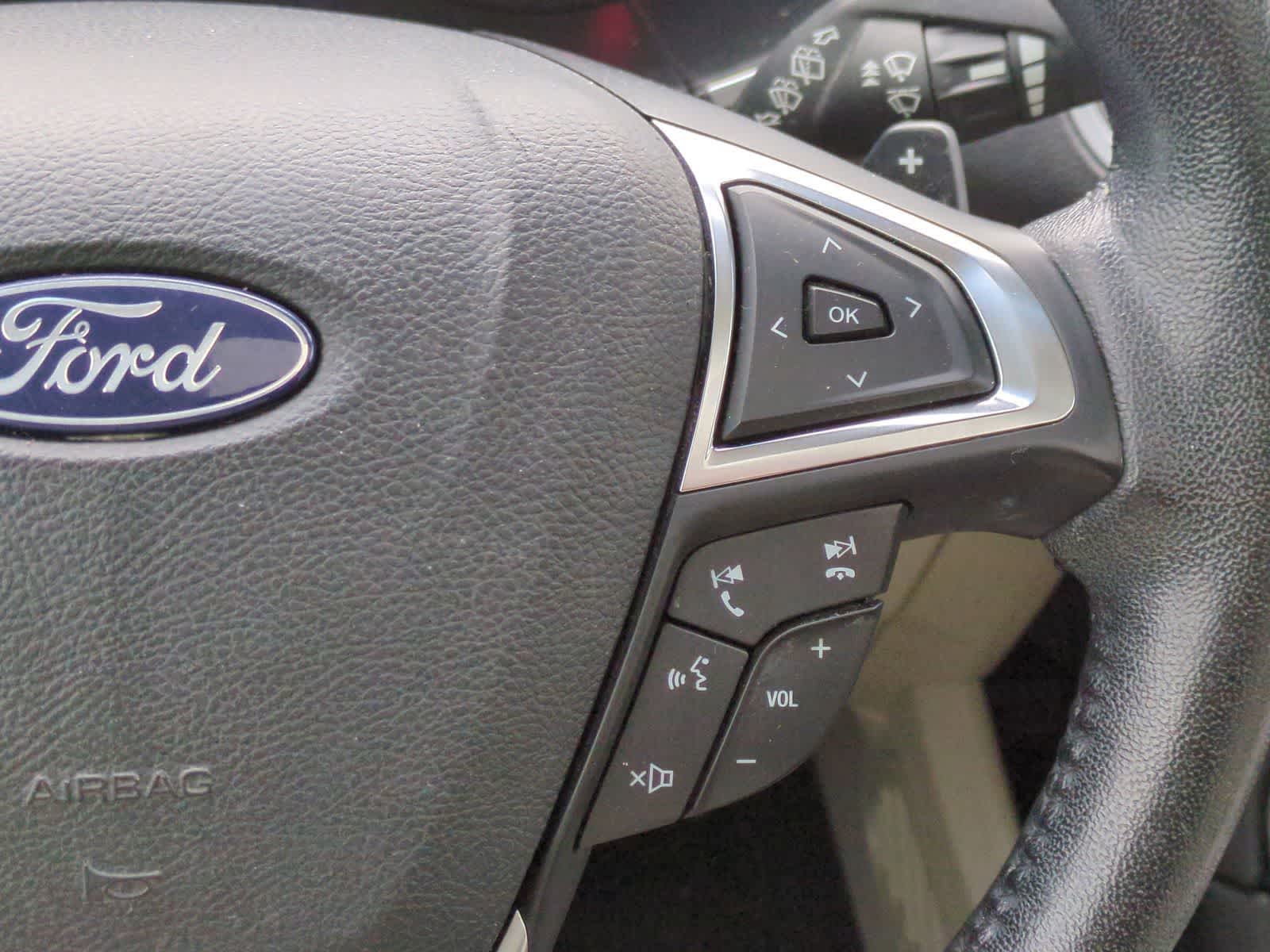 Thumbnail: 2018 Ford Edge - 26