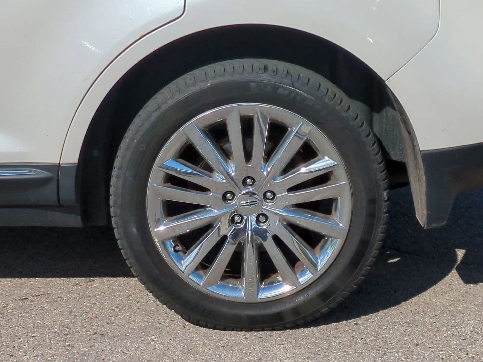 Thumbnail: 2013 Lincoln MKX - 14