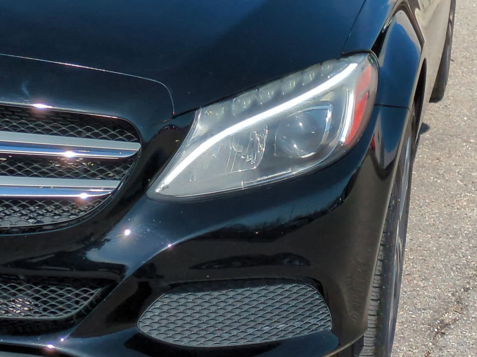 Thumbnail: 2015 Mercedes-Benz C-Class - 11