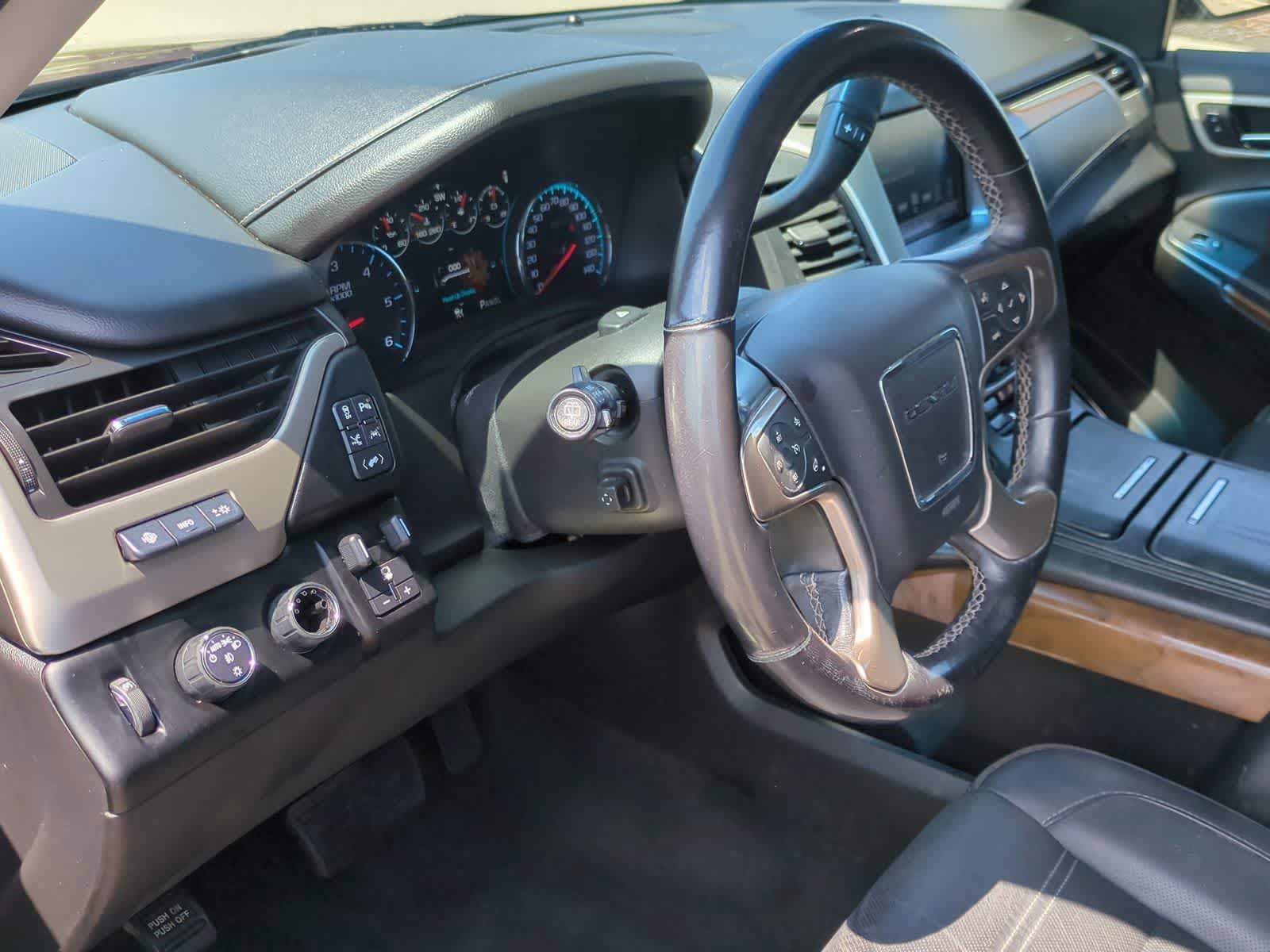 Thumbnail: 2019 GMC Yukon XL - 10