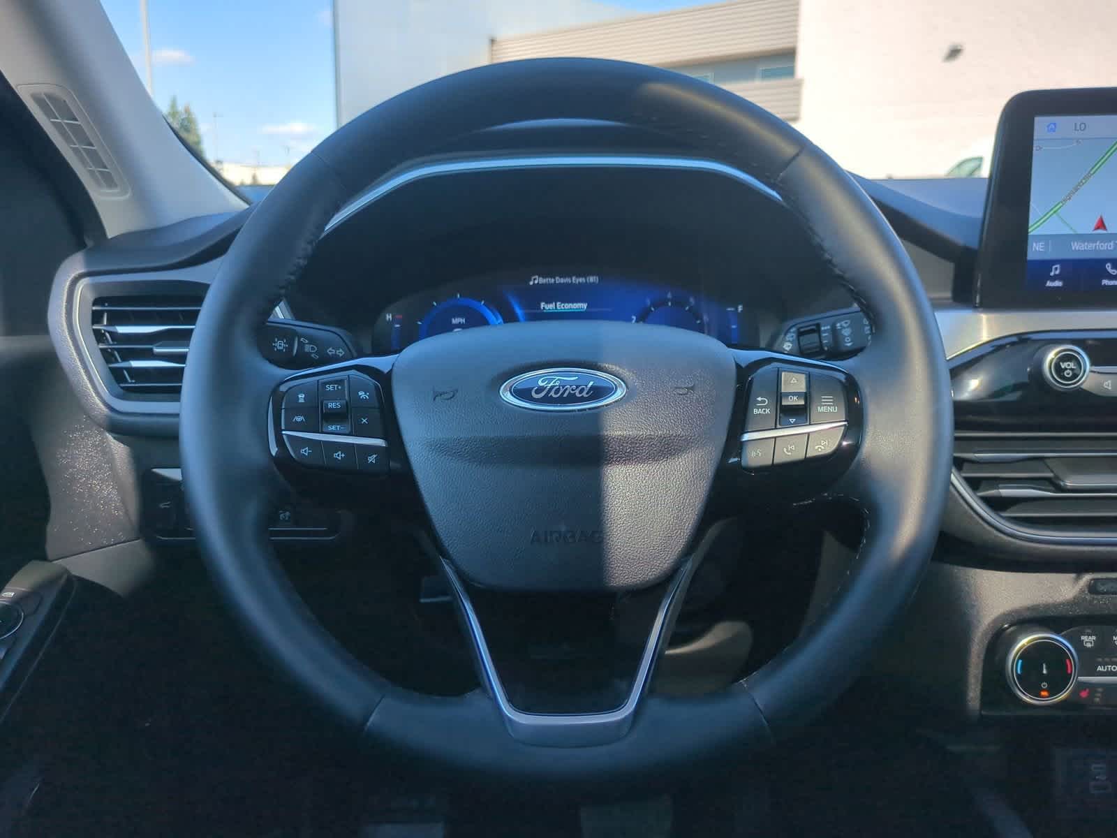 Thumbnail: 2022 Ford Escape - 24