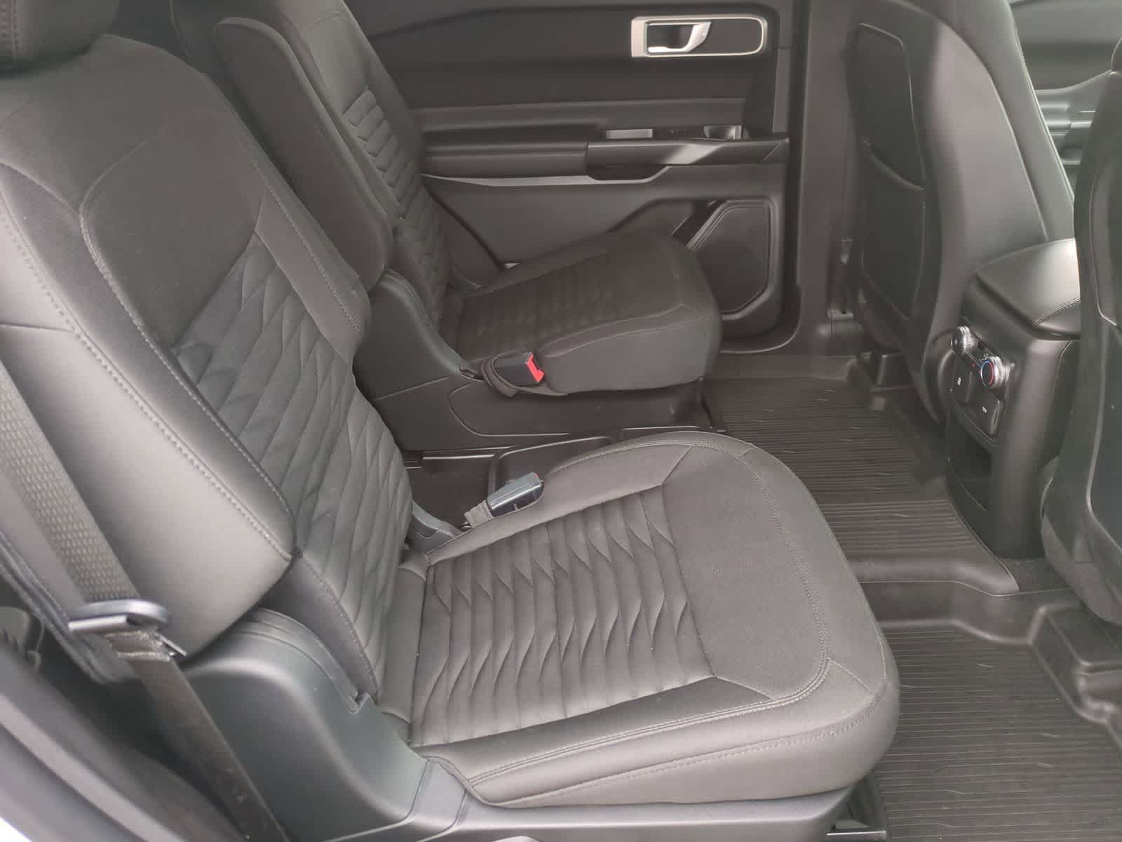 Thumbnail: 2020 Ford Explorer - 18