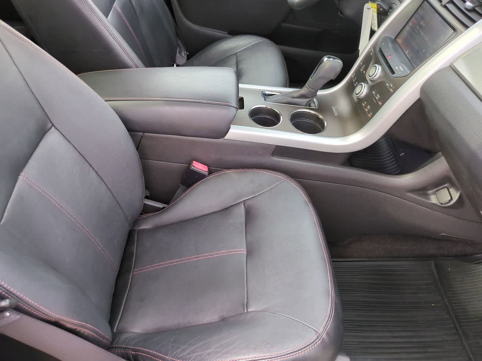 Thumbnail: 2012 Ford Edge - 22