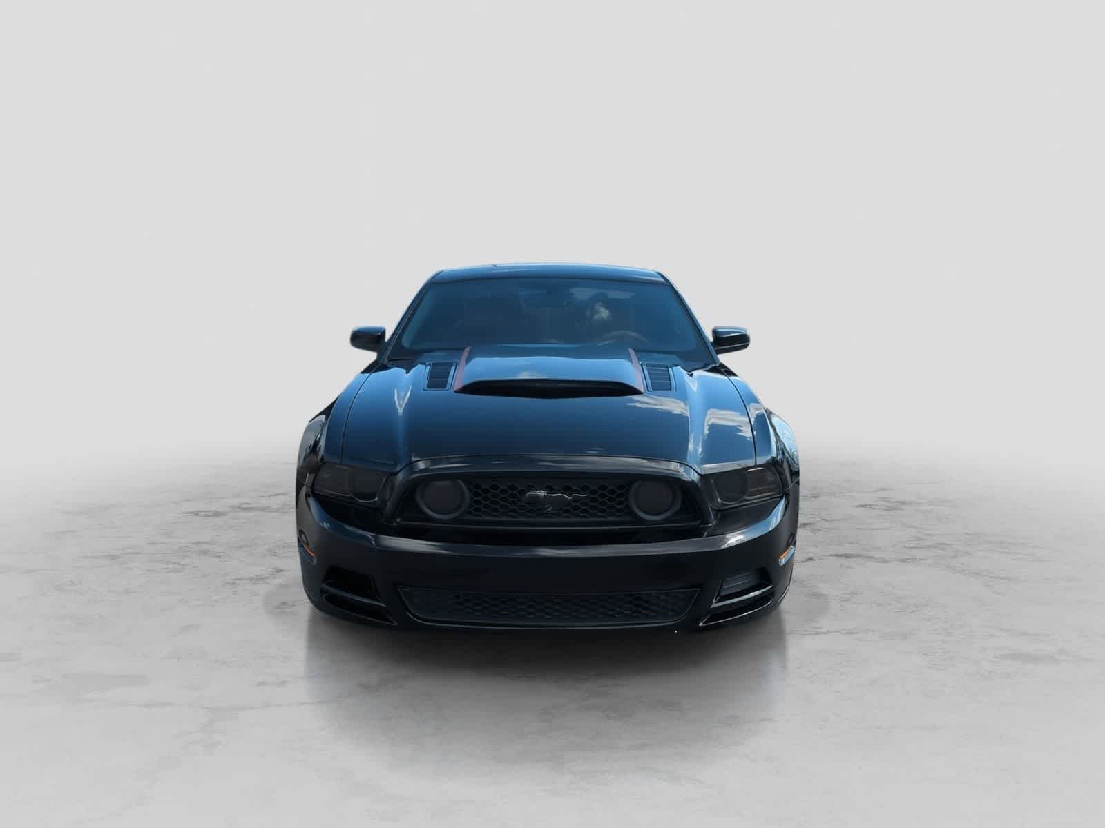 Thumbnail: 2013 Ford Mustang - 3