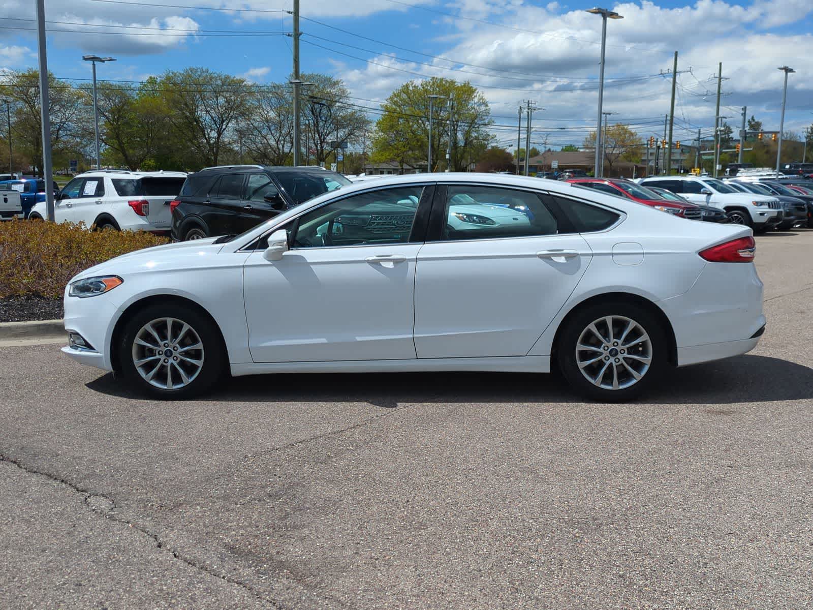 Thumbnail: 2017 Ford Fusion - 5