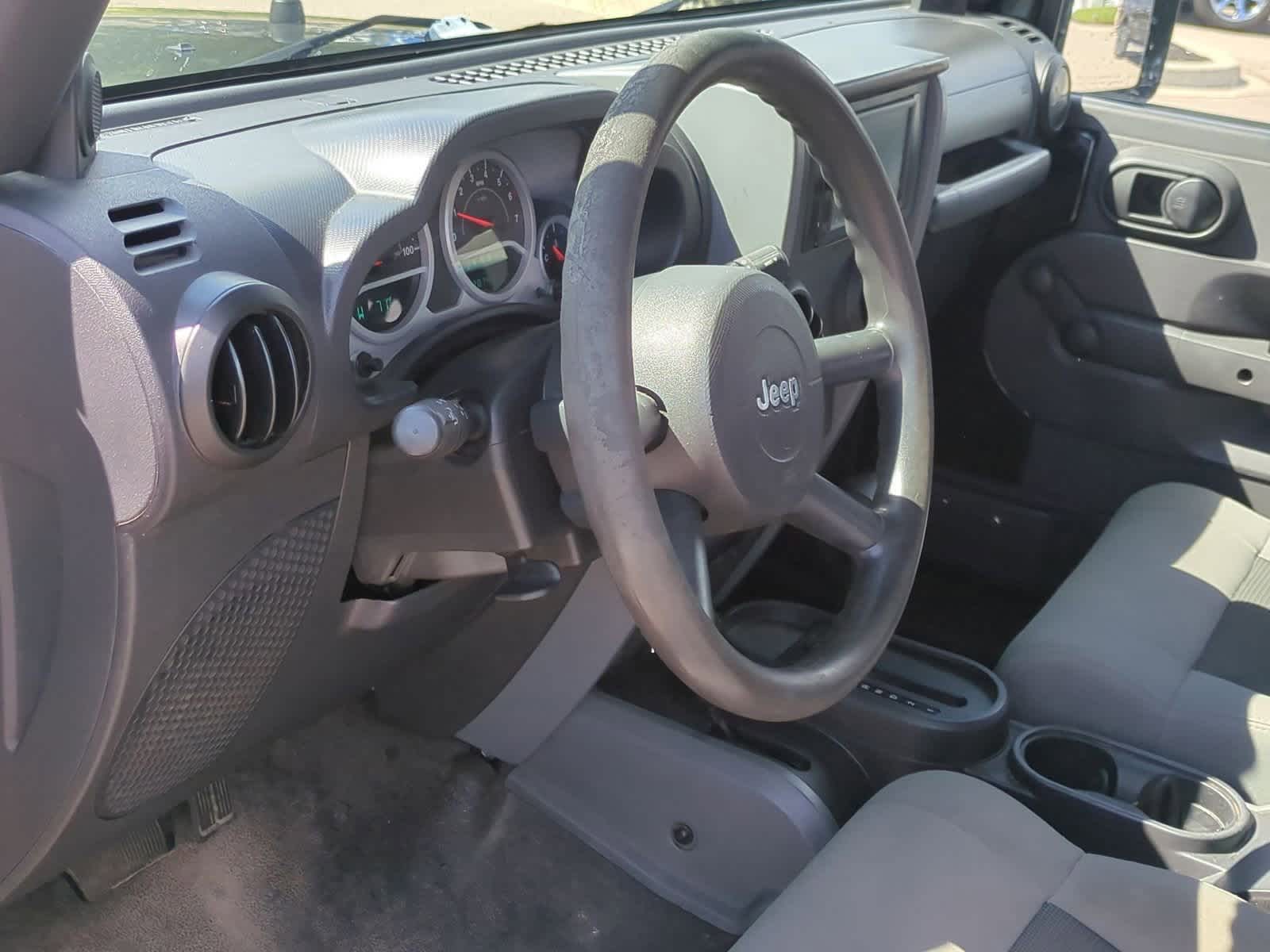 Thumbnail: 2010 Jeep Wrangler - 10