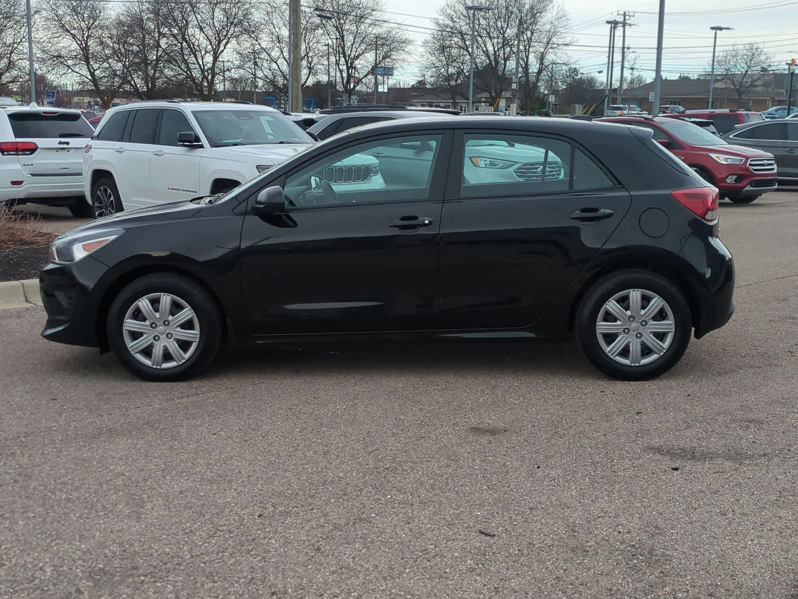 Thumbnail: 2022 Kia Rio5 - 5