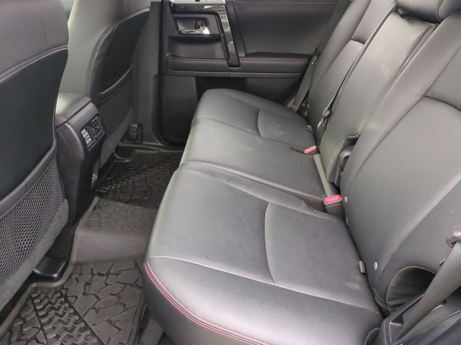 Thumbnail: 2022 Toyota 4Runner - 20