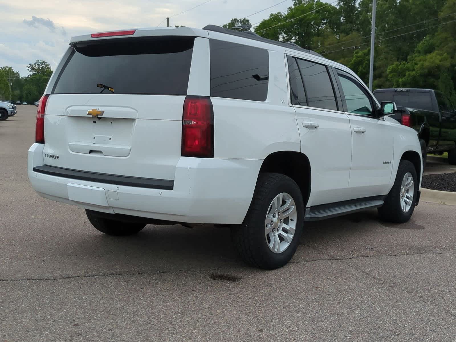 Thumbnail: 2015 Chevrolet Tahoe - 8
