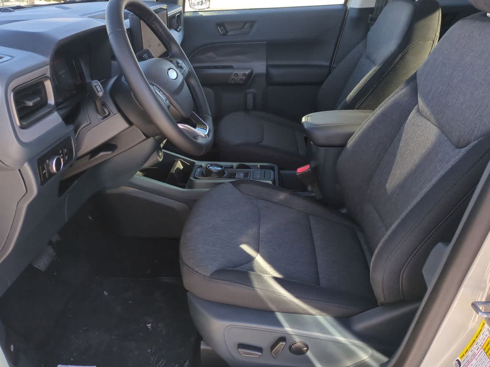 Thumbnail: 2025 Ford Maverick - 16