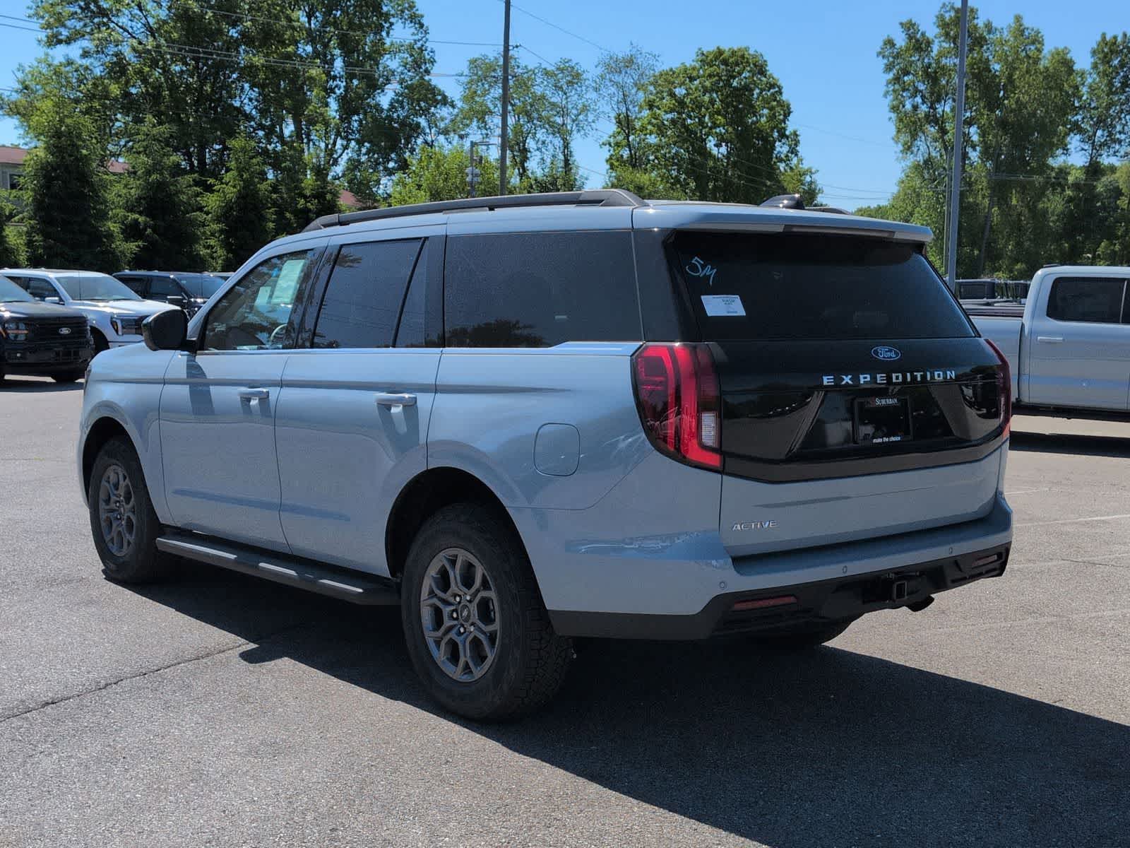 Thumbnail: 2026 Ford Expedition - 6