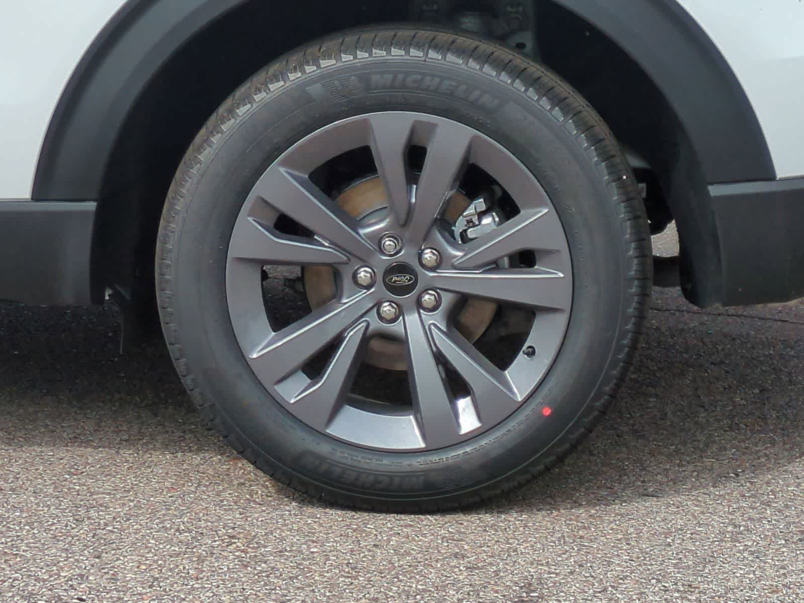 Thumbnail: 2026 Ford Explorer - 14