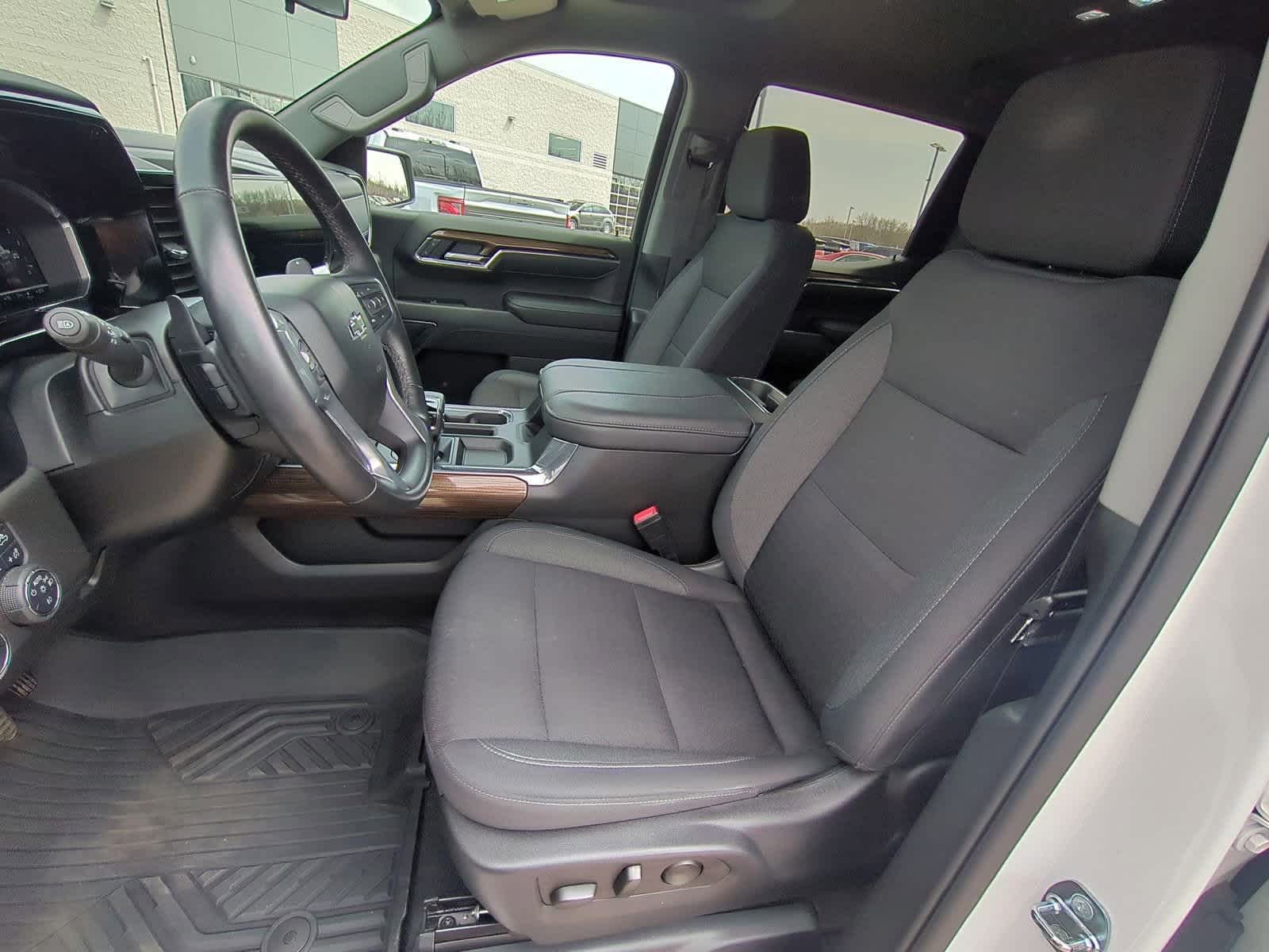2023 Chevrolet Silverado 1500 RST 16