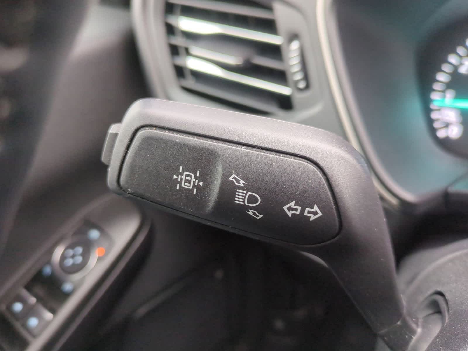 Thumbnail: 2022 Ford Escape - 28