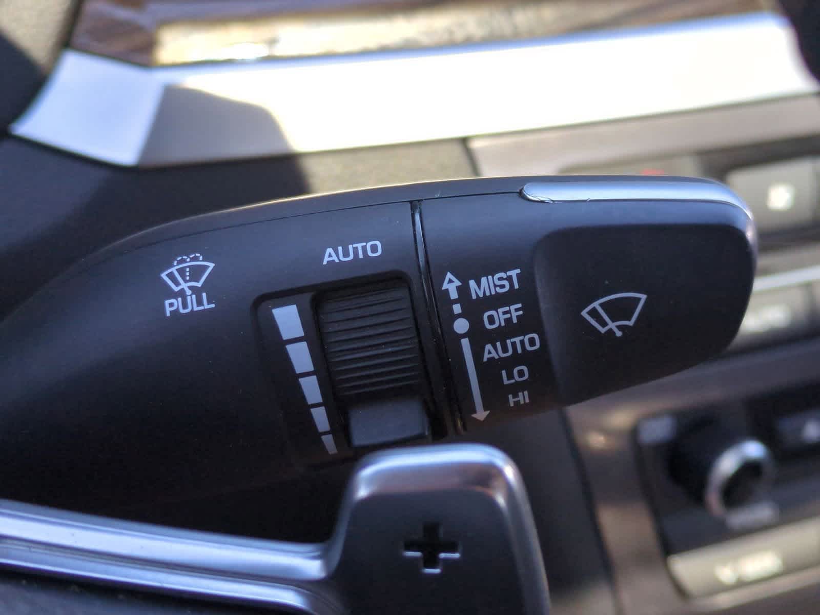 Thumbnail: 2018 Genesis G80 - 27