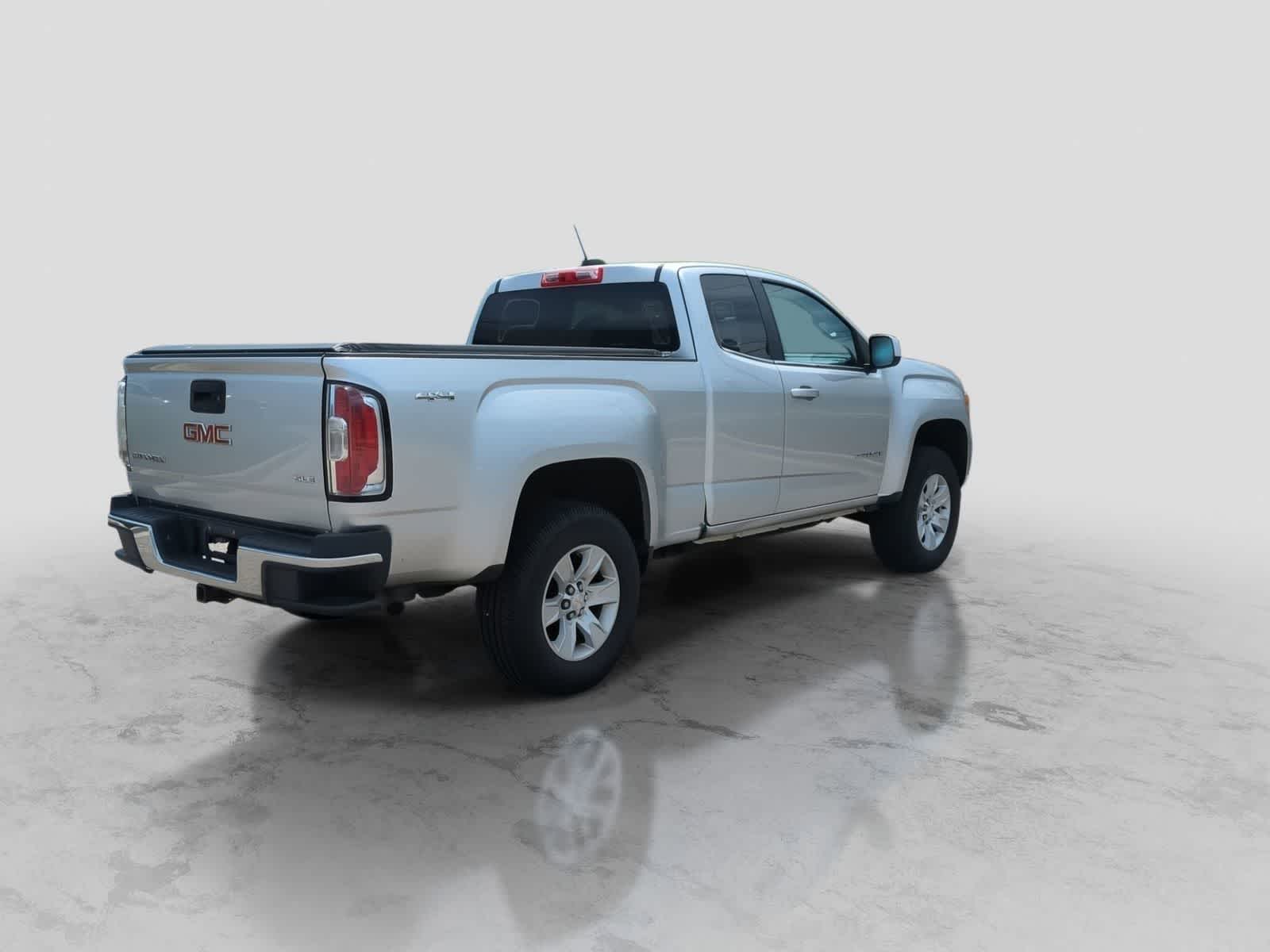 Thumbnail: 2015 GMC Canyon - 8