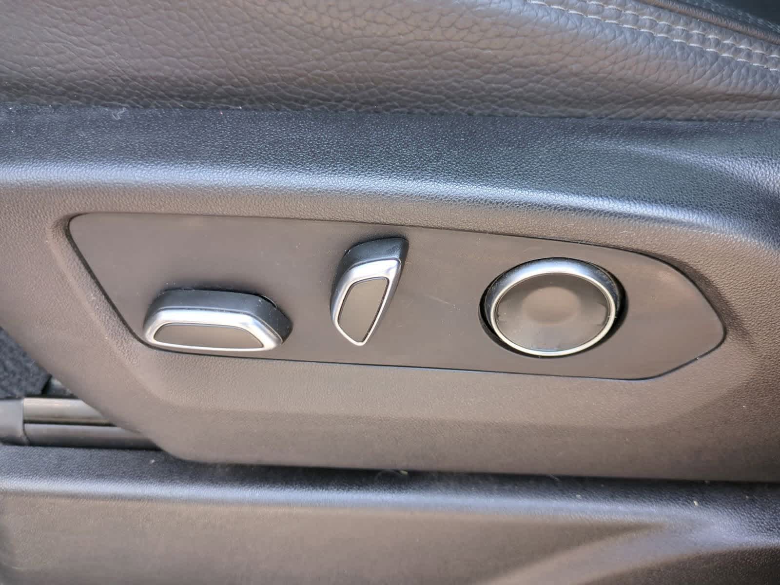 2021 GMC Yukon XL Denali 17