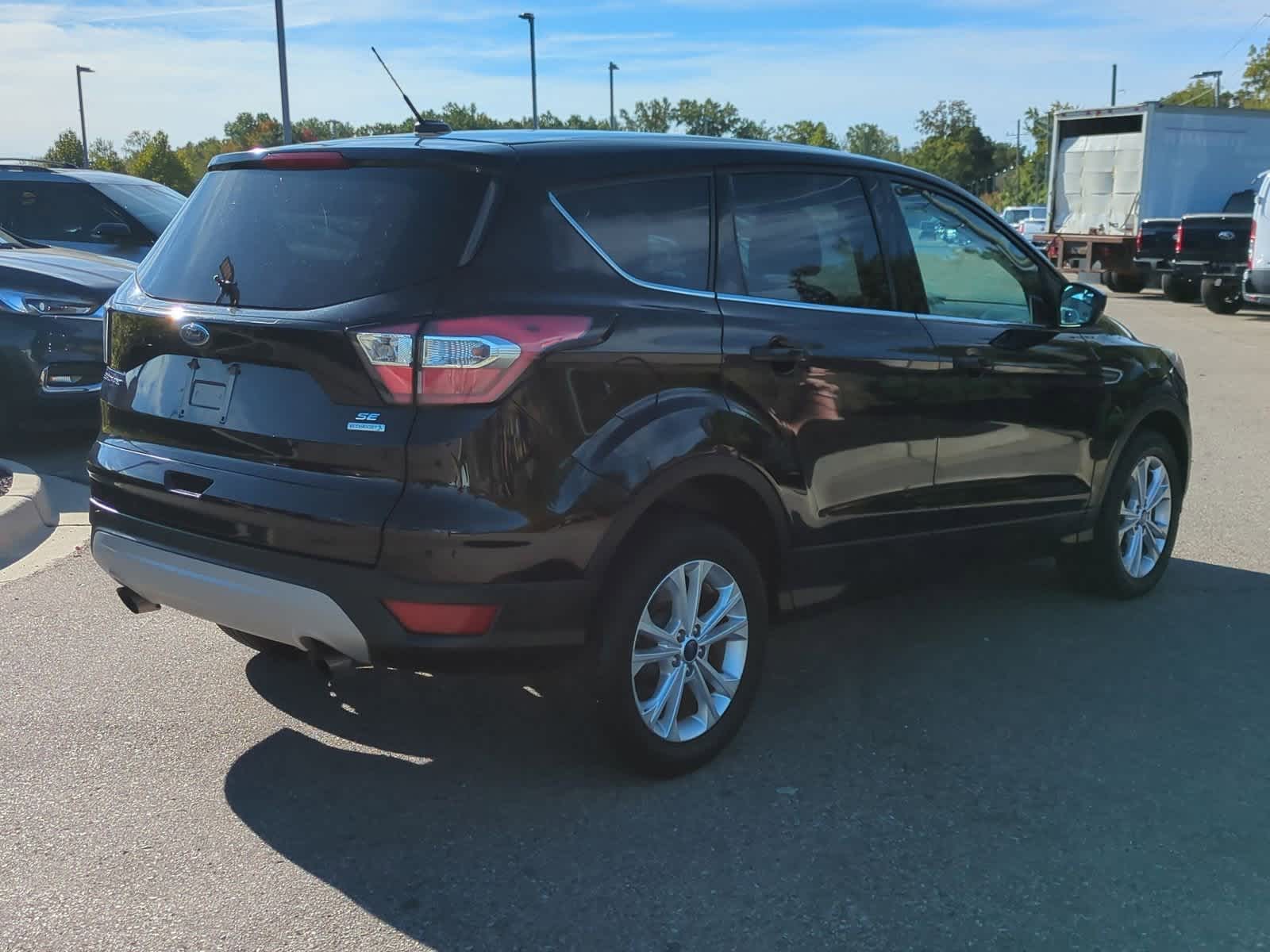 Thumbnail: 2017 Ford Escape - 8