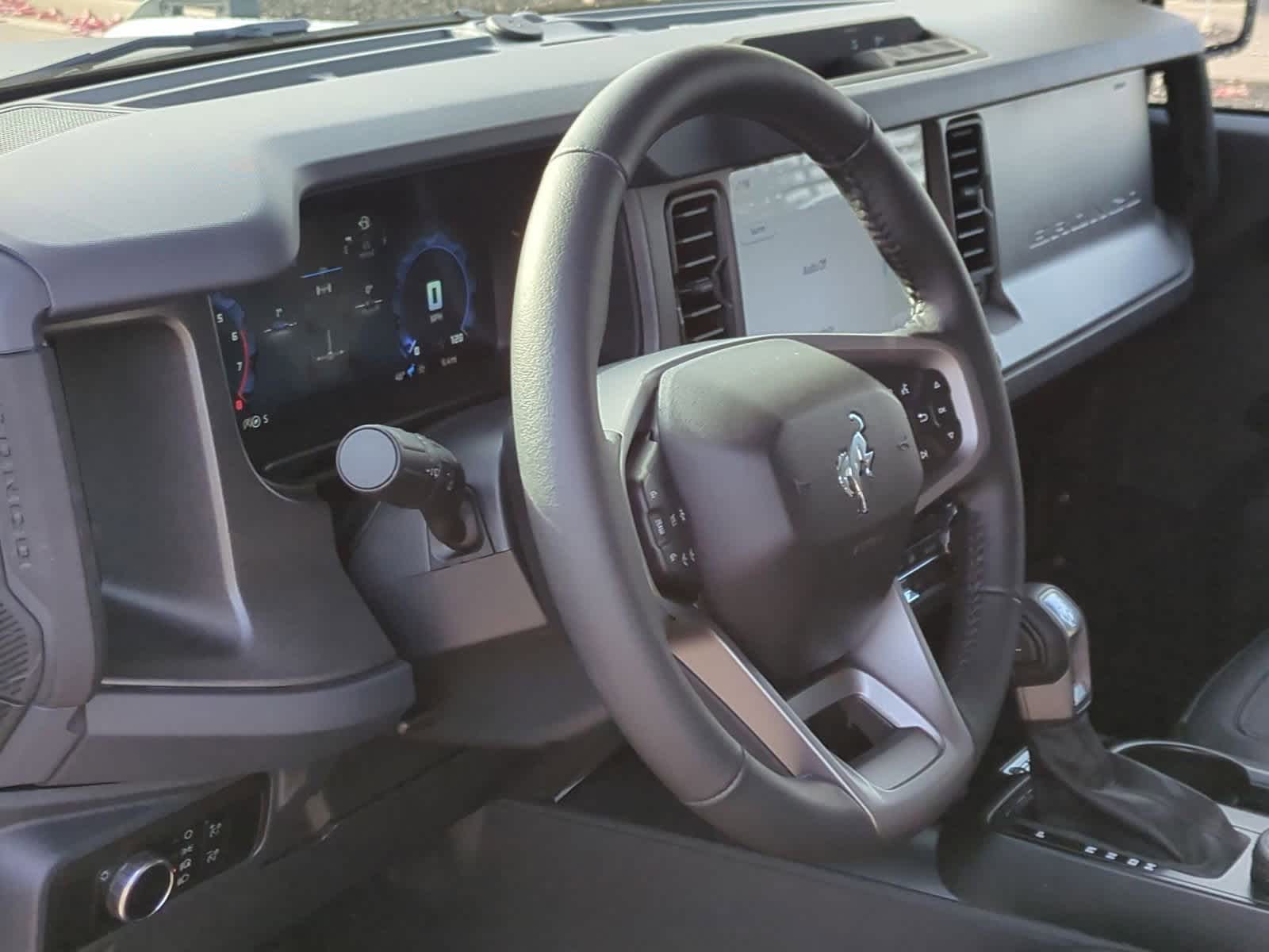 Thumbnail: 2025 Ford Bronco - 10