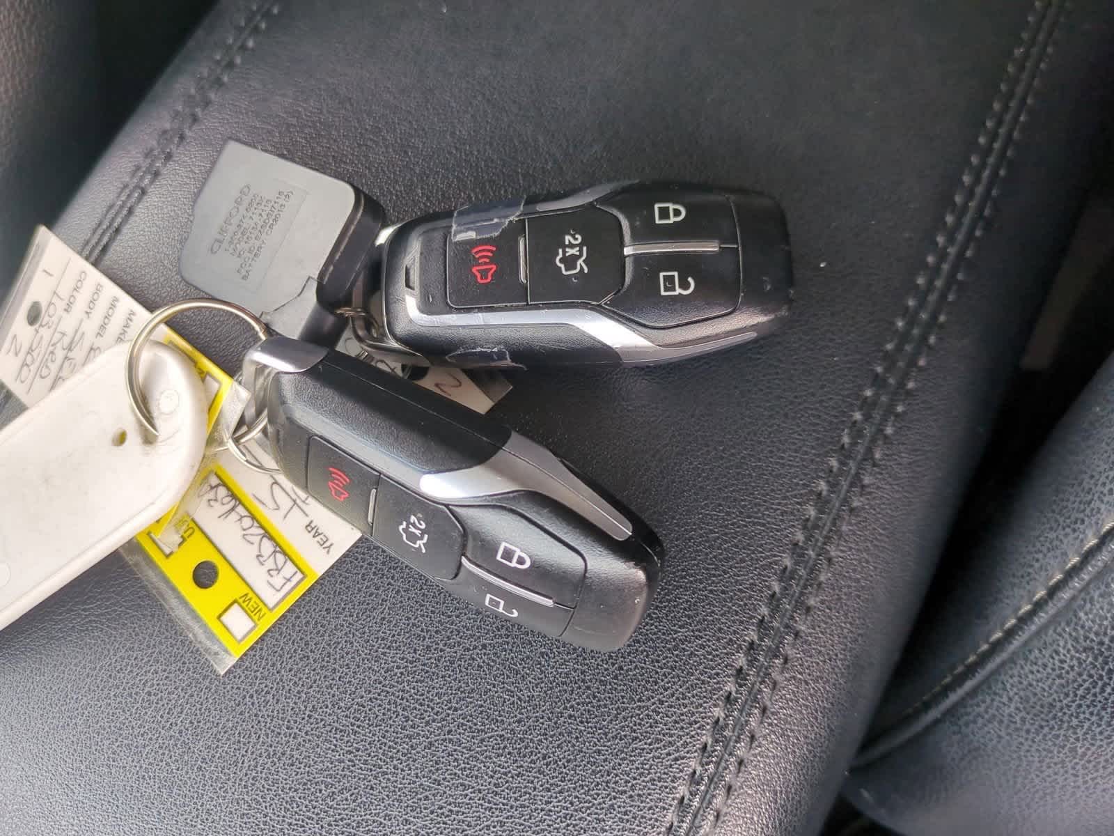2015 Ford Edge SEL 34