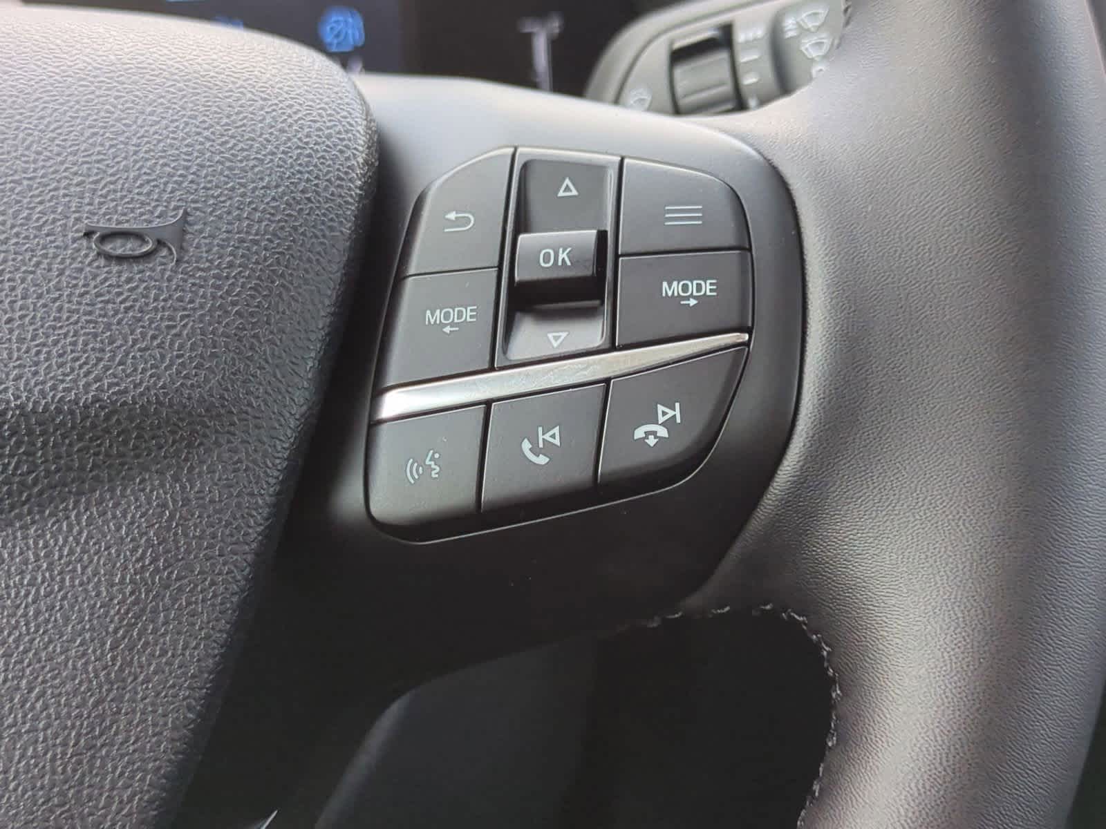 Thumbnail: 2025 Ford Maverick - 24