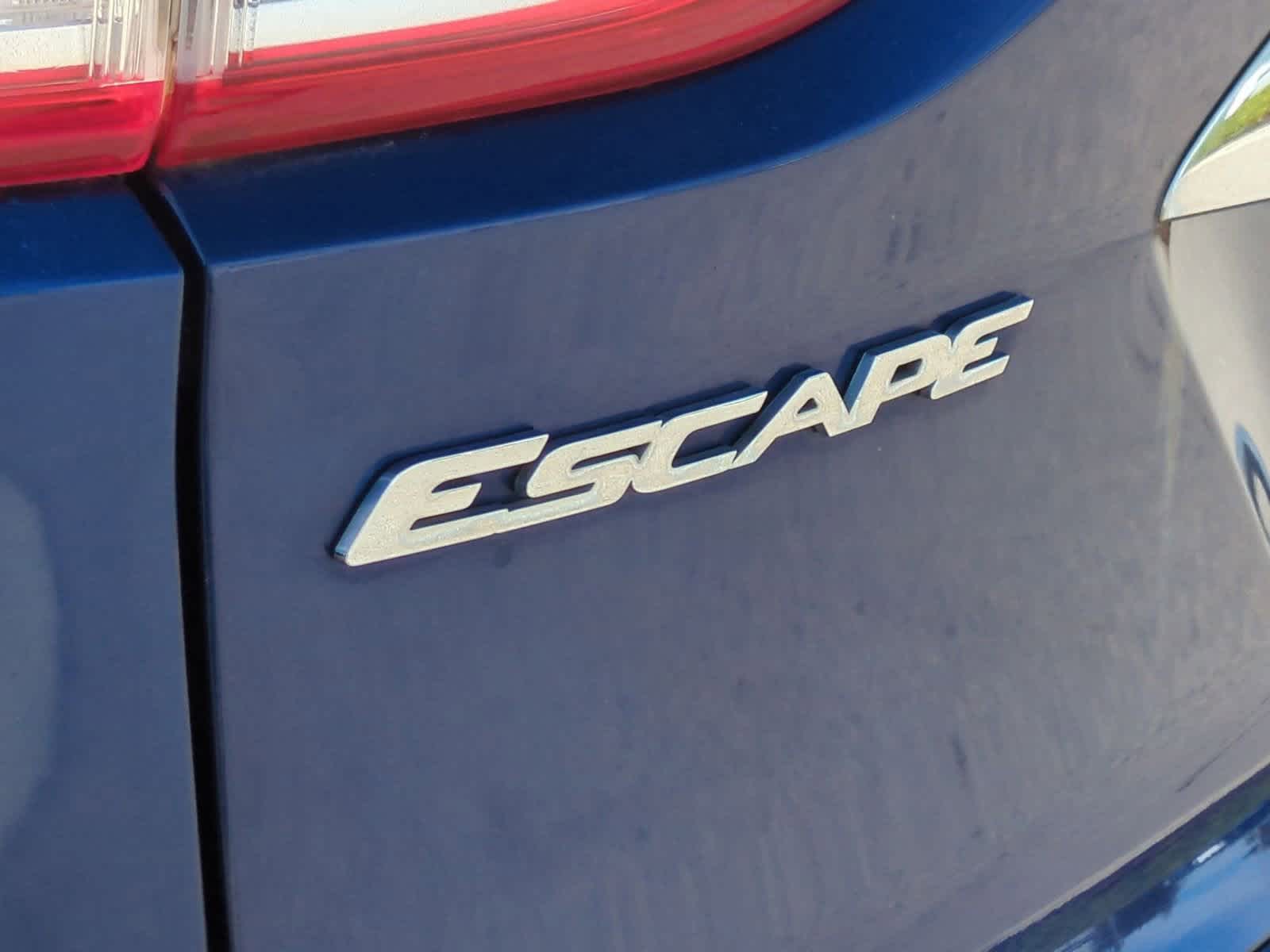 Thumbnail: 2013 Ford Escape - 13