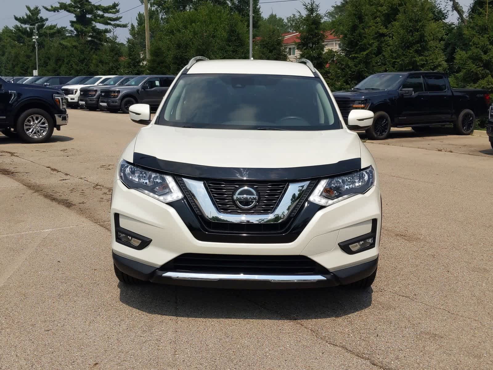 Thumbnail: 2019 Nissan Rogue - 3
