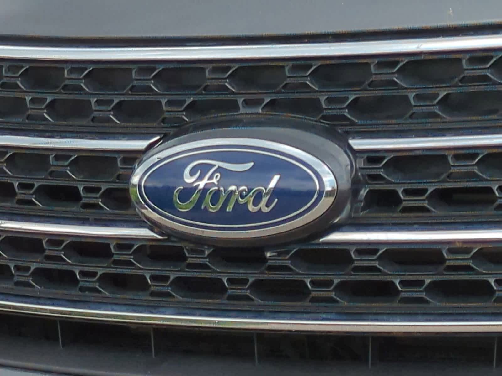 Thumbnail: 2022 Ford Explorer - 12