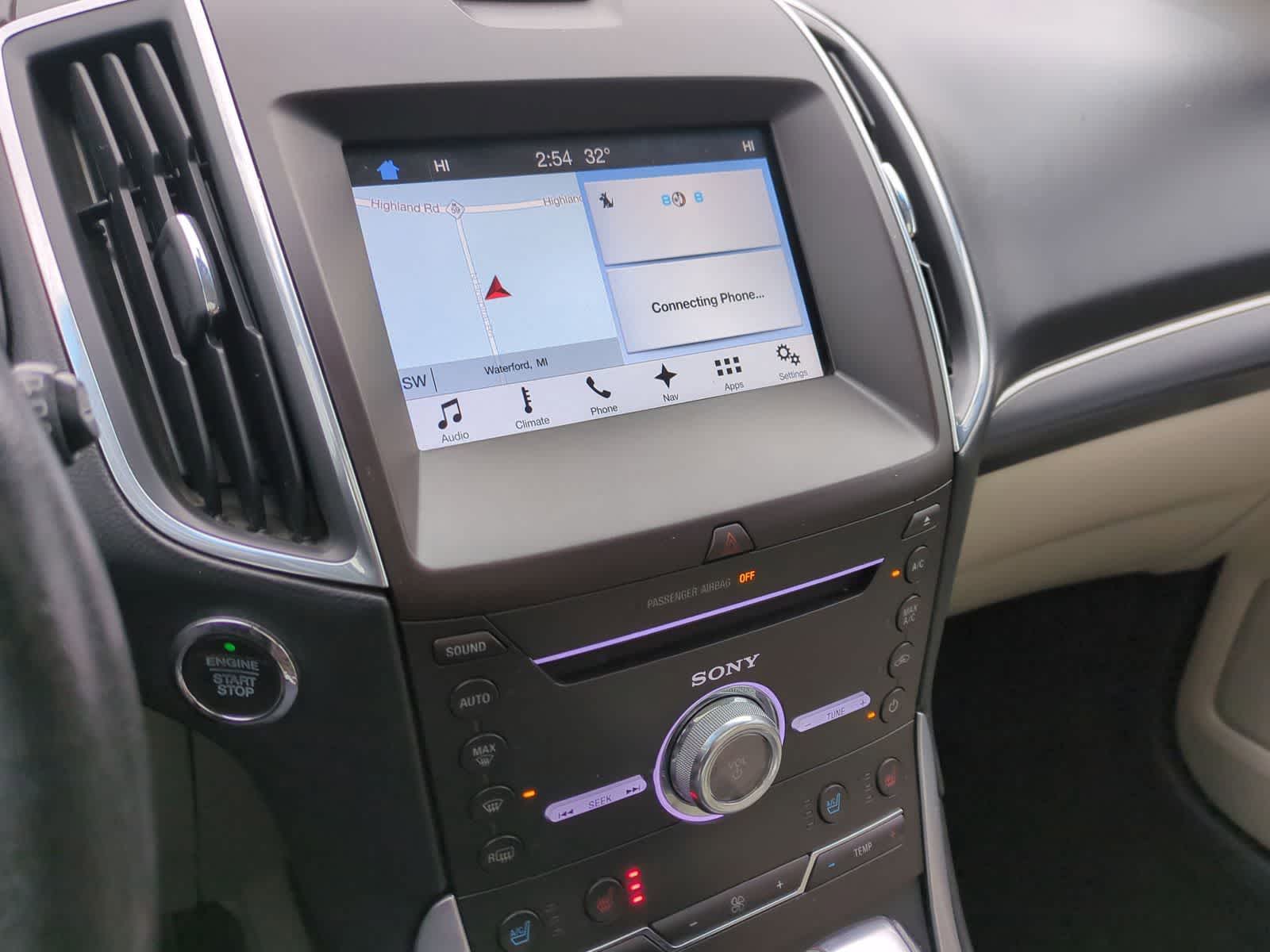 Thumbnail: 2018 Ford Edge - 29