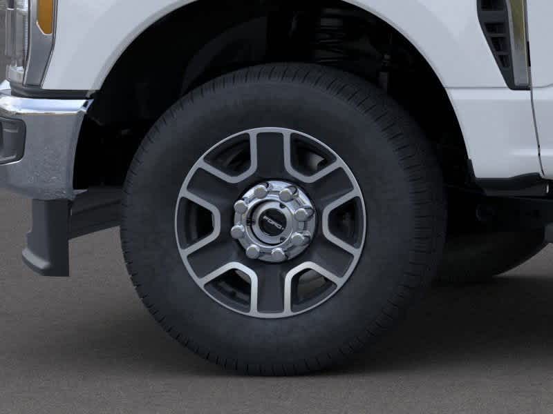 2025 Ford Econoline E-350 19