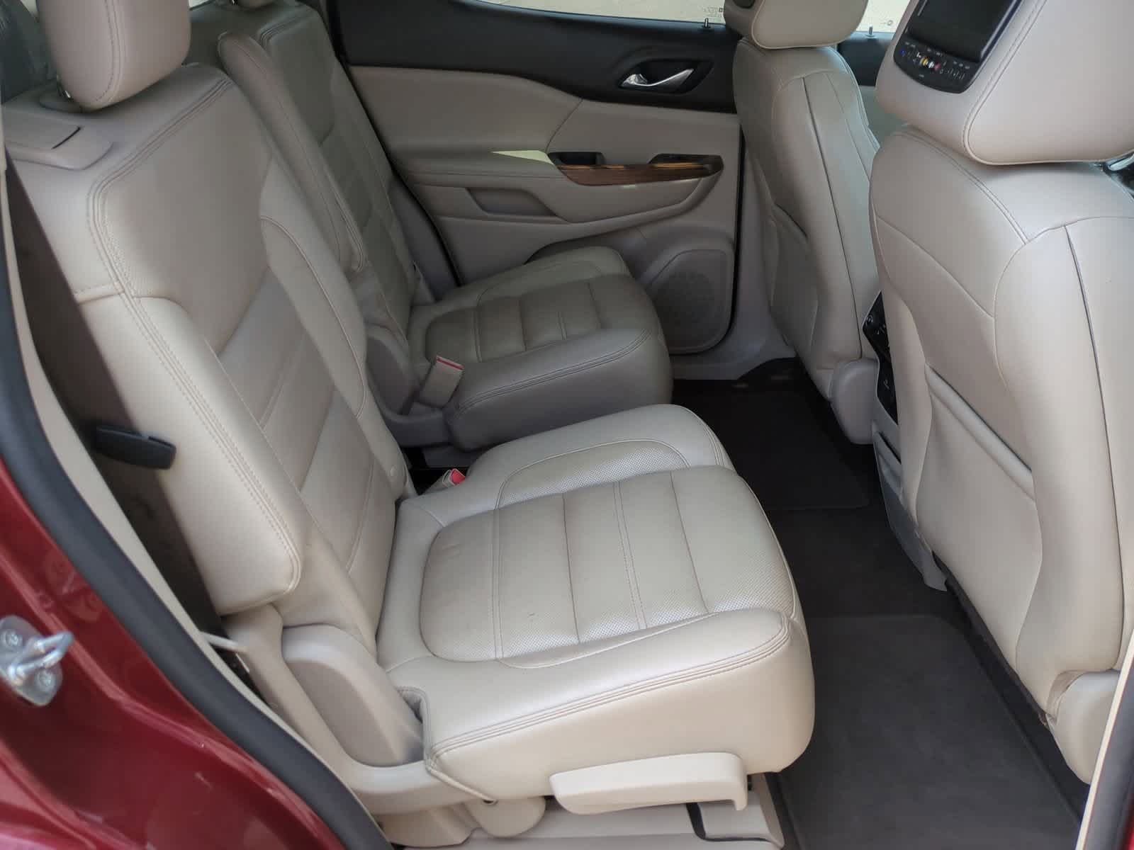 Thumbnail: 2017 GMC Acadia - 21