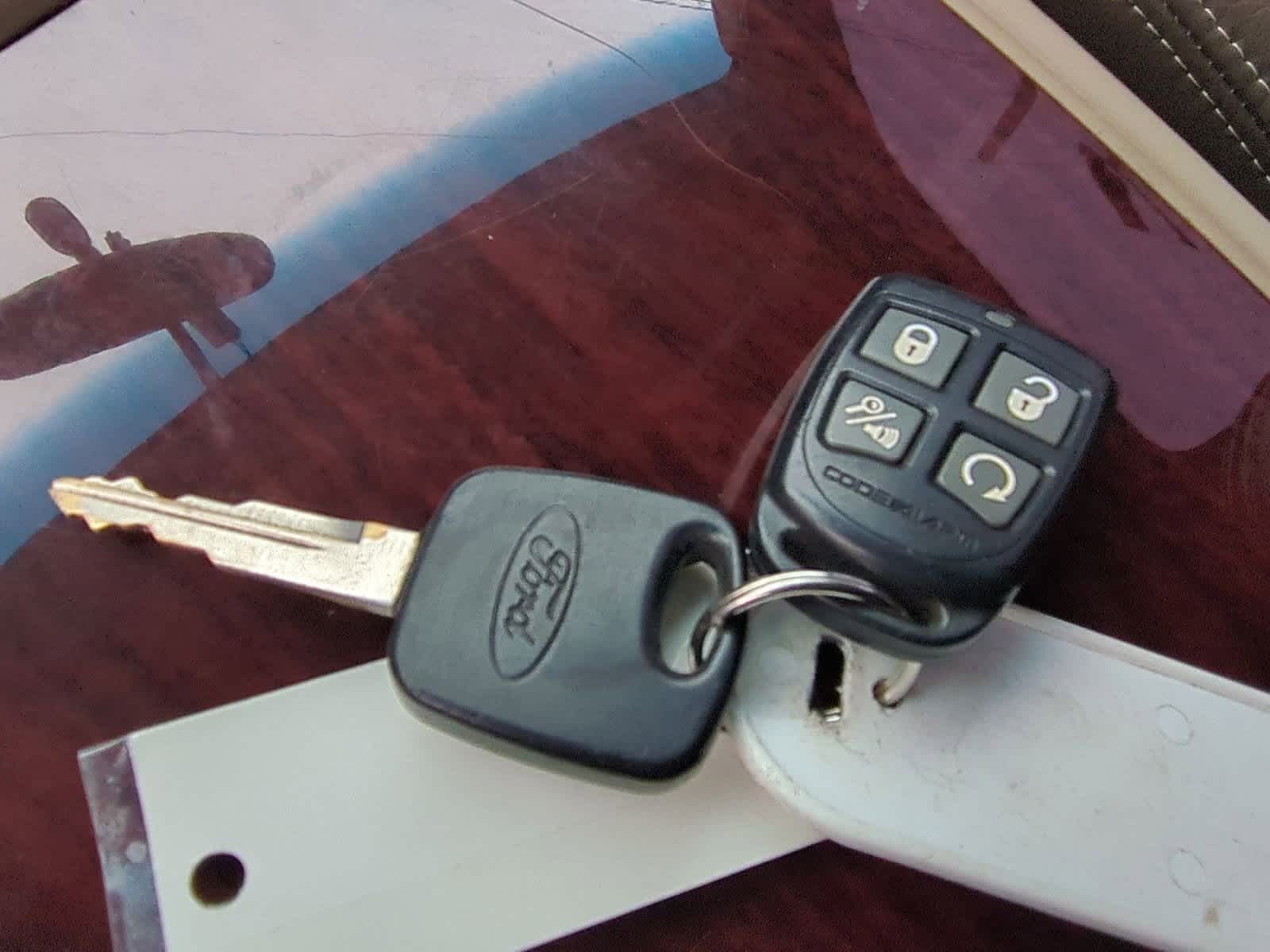 Thumbnail: 2004 Ford Excursion - 33