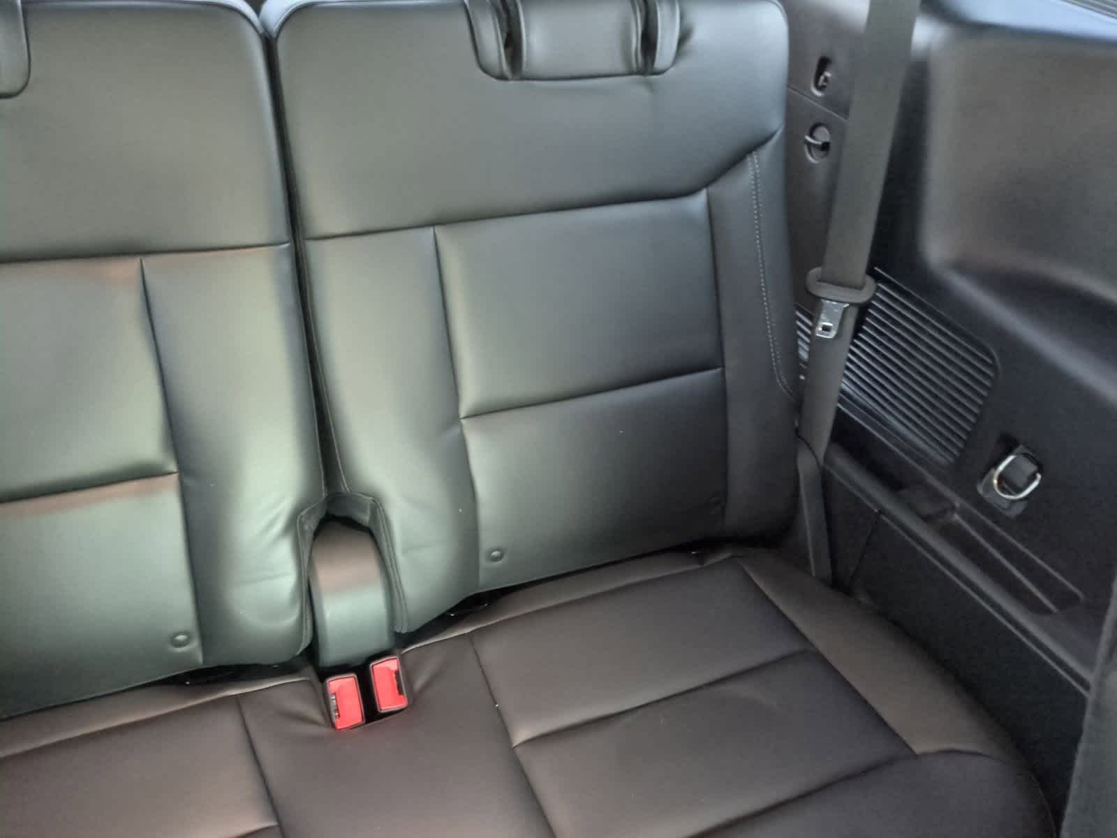 Thumbnail: 2021 Ford Explorer - 21