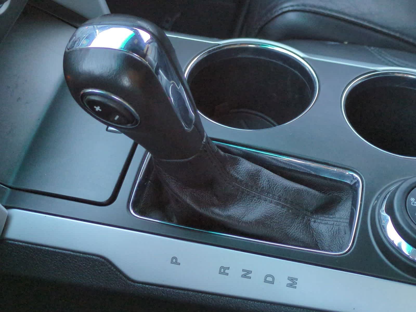 Thumbnail: 2013 Ford Explorer - 32