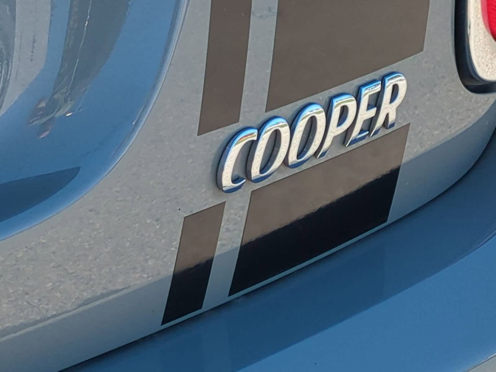 Thumbnail: 2019 MINI Cooper Hardtop - 13