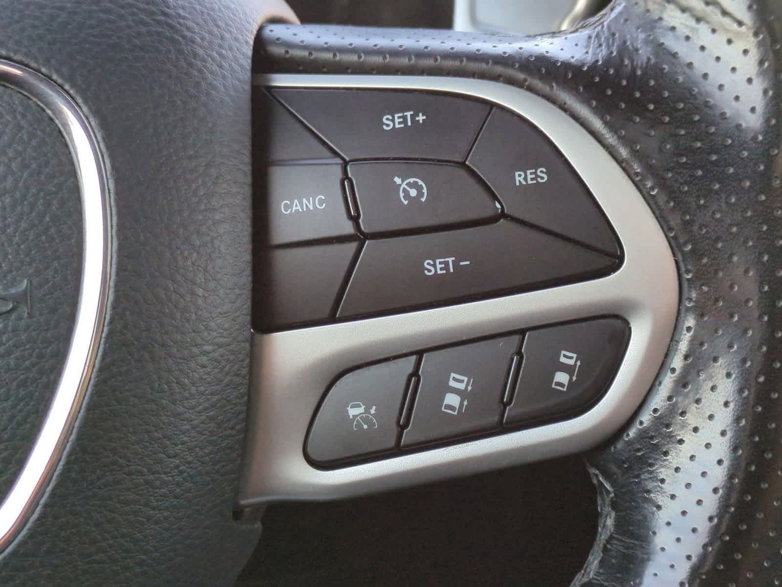 Thumbnail: 2019 Jeep Grand Cherokee - 26