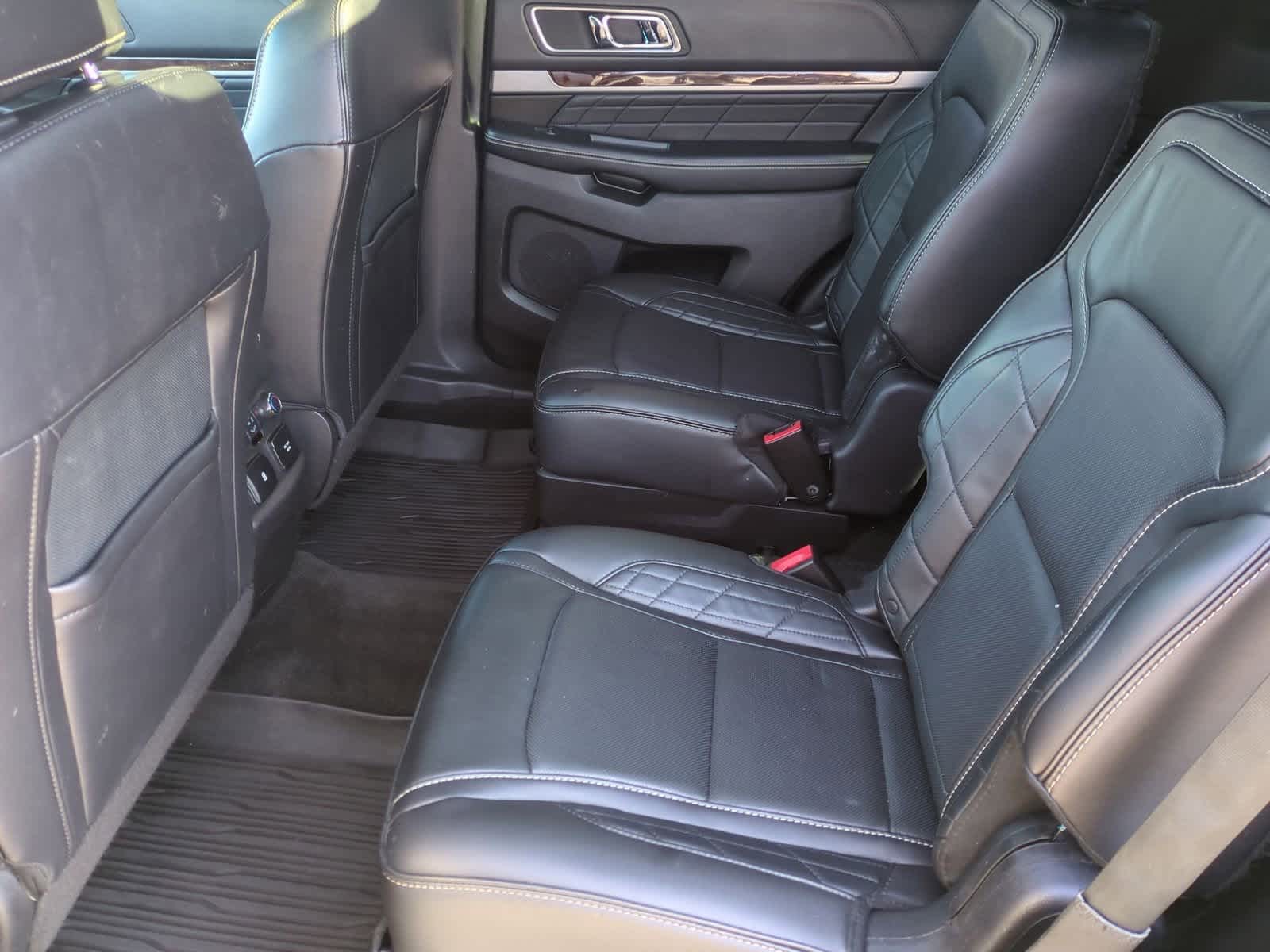 Thumbnail: 2017 Ford Explorer - 20