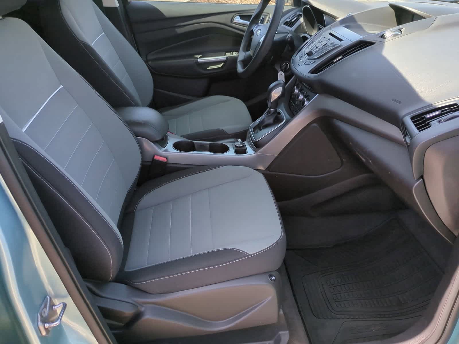 Thumbnail: 2013 Ford Escape - 20