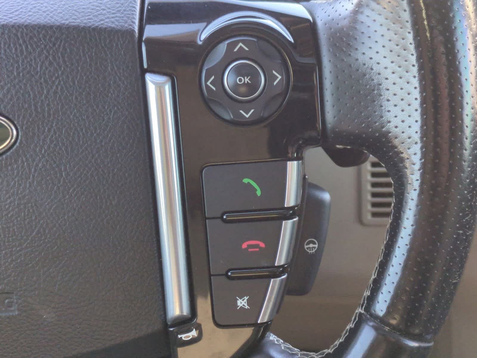 Thumbnail: 2016 Land Rover LR4 - 27