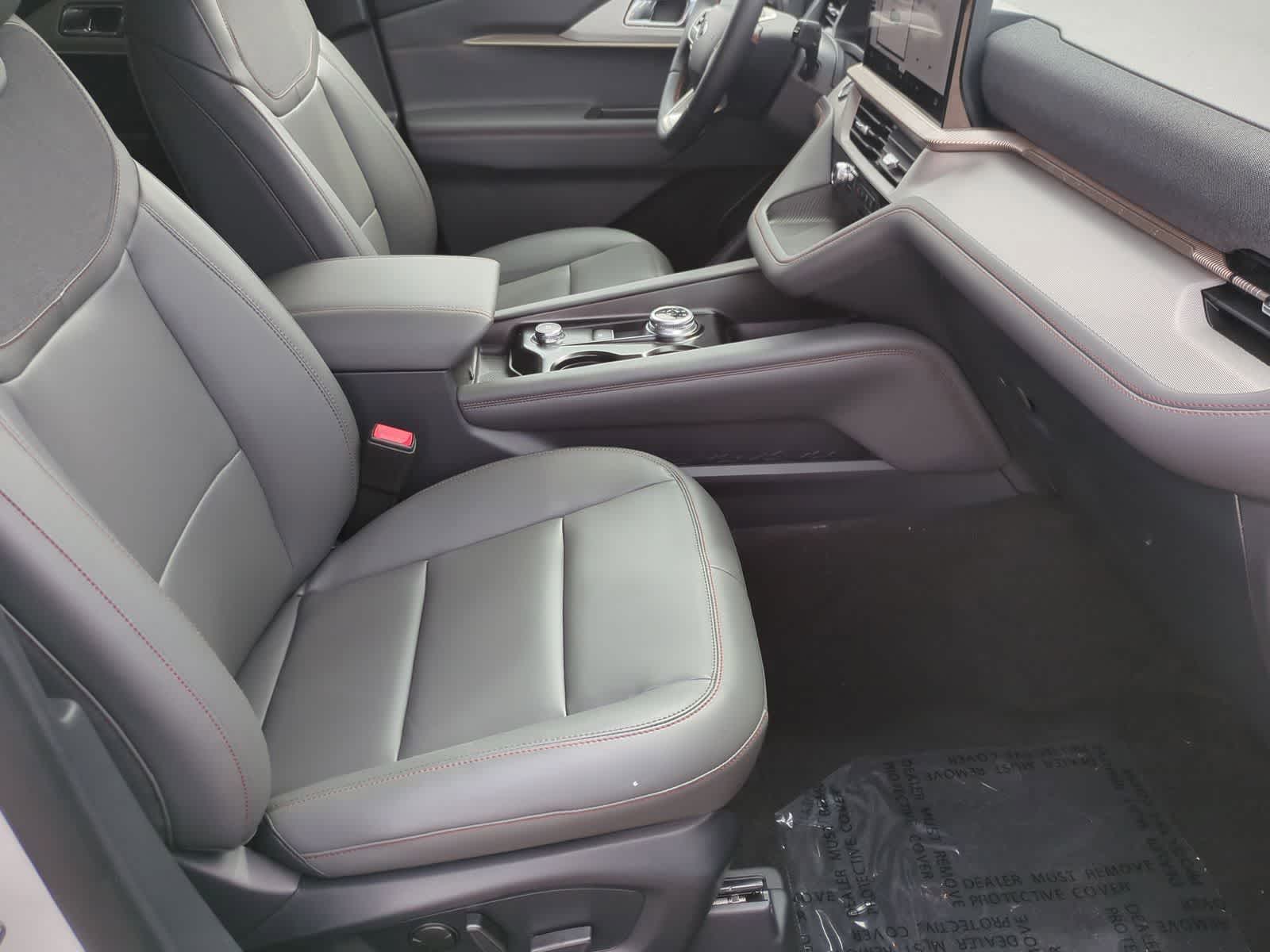 Thumbnail: 2026 Ford Explorer - 21
