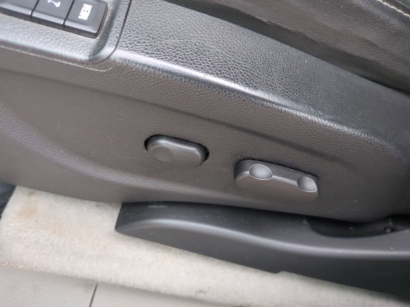 Thumbnail: 2015 Buick Encore - 17