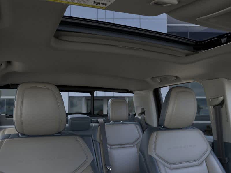 Thumbnail: 2025 Ford Maverick - 12