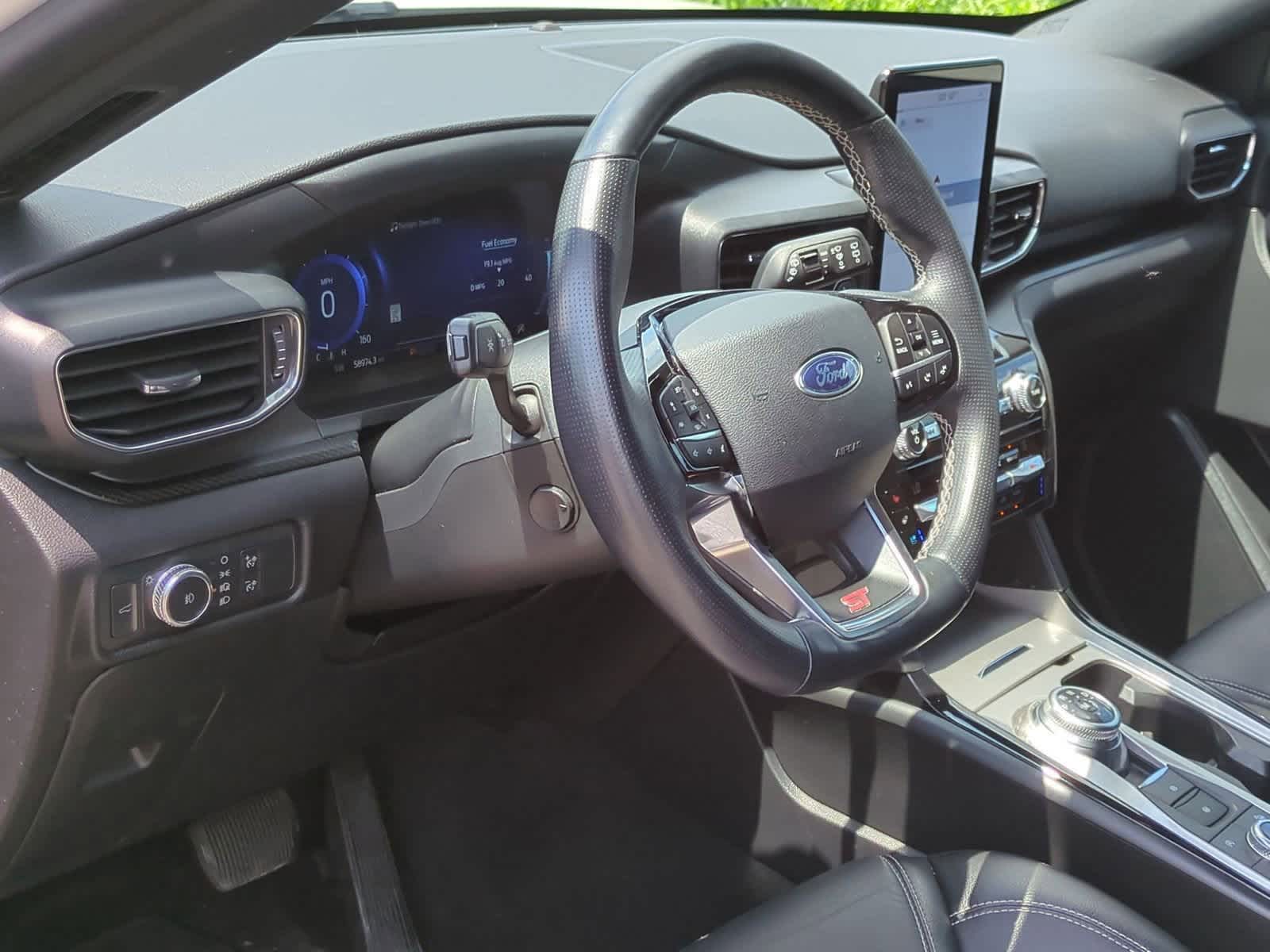 Thumbnail: 2021 Ford Explorer - 10