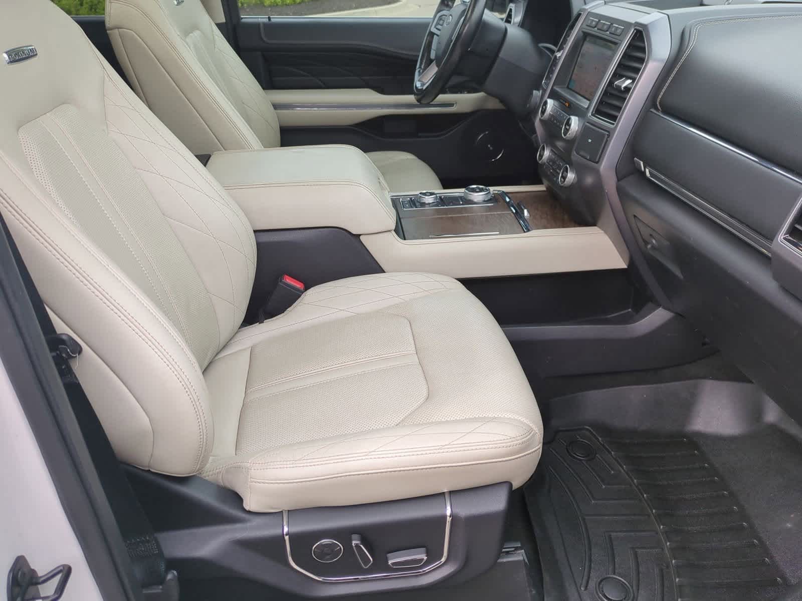 Thumbnail: 2019 Ford Expedition MAX - 23
